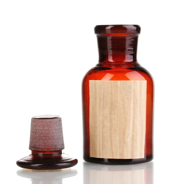 Medicin flaska med tomma etiketten isolerad på vit — Stockfoto