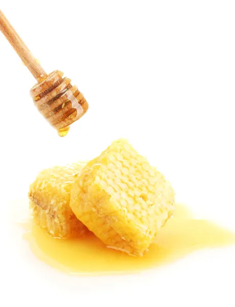 Χρυσή κηρήθρες με μέλι που απομονώνονται σε λευκό — Φωτογραφία Αρχείου