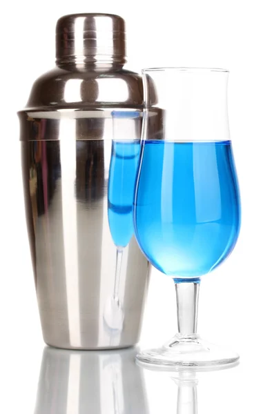 Chutné modrý koktejl izolovaných na bílém — Stock fotografie