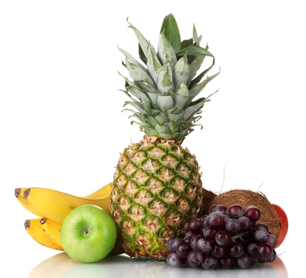 Frutas tropicales frescas aisladas en blanco —  Fotos de Stock