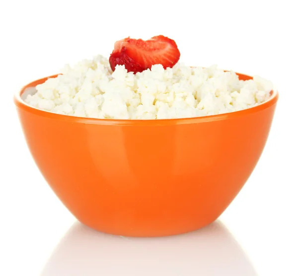 Cottage cheese with strawberry in orange bowl isolated on white — Stock Photo, Image