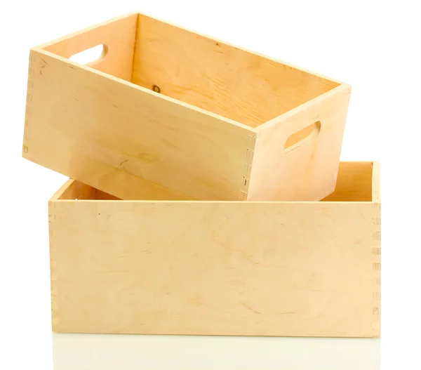 Cassette di legno vuote isolate su bianco — Foto Stock