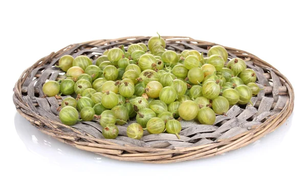 Hasır mat beyaz izole yeşil bektaşi üzümü — Stok fotoğraf