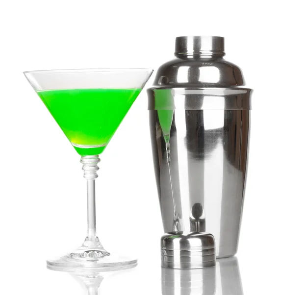 Läckra gröna cocktail isolerad på vit — Stockfoto