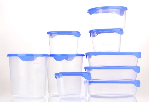 Plastic verpakkingen voor voedsel geïsoleerd op wit — Stockfoto