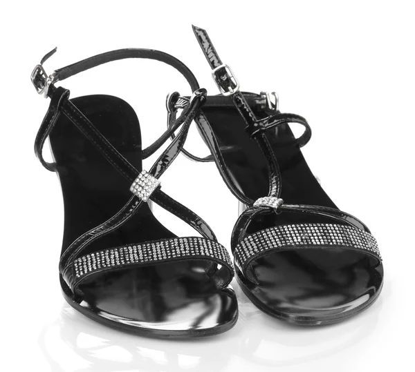 Sandalias negras aisladas en blanco — Foto de Stock