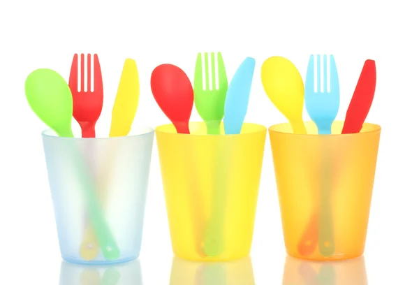 Plástico brilhante utensílios de mesa descartáveis isolados no fundo branco — Fotografia de Stock