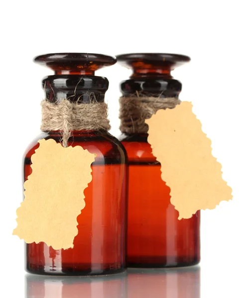 Láhve oleje izolovaných na bílém — Stock fotografie