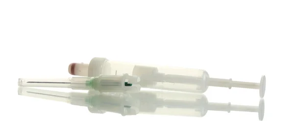 Monovet seringa isolada em branco — Fotografia de Stock