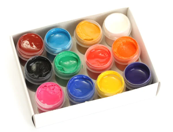 Frascos com guache colorido em caixa de papel isolado em fundo branco — Fotografia de Stock