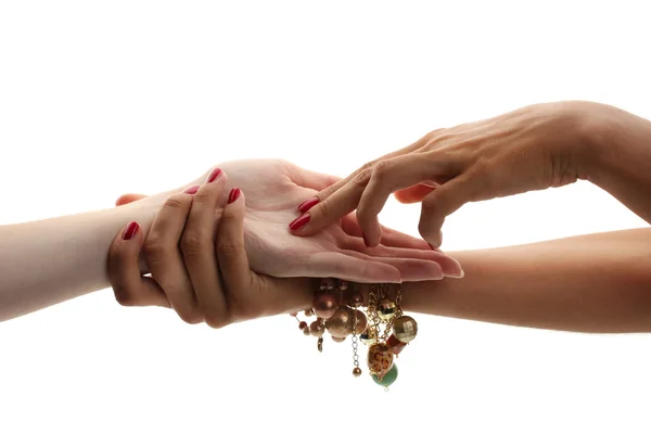 Läsa linjerna handen i en kvinnas händer isolerad på vit — Stockfoto