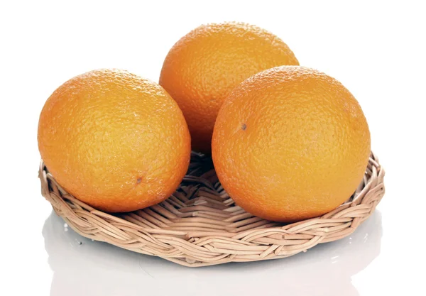 Naranjas en el tablero aisladas en blanco —  Fotos de Stock