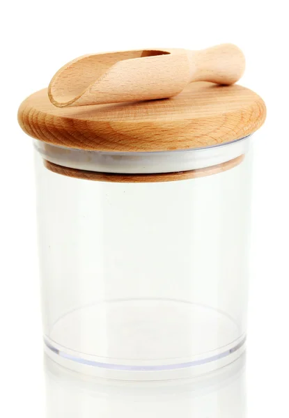 Άδειο γυάλινο βάζο για τα μπαχαρικά με το κουτάλι που απομονώνονται σε λευκό — Φωτογραφία Αρχείου