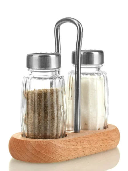 Sůl a pepř mlýny izolované na bílém — Stock fotografie