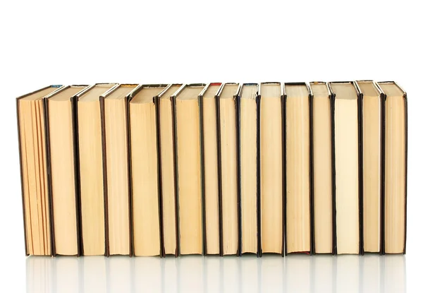 Beyaz arkaplanda izole kitap yığını — Stok fotoğraf