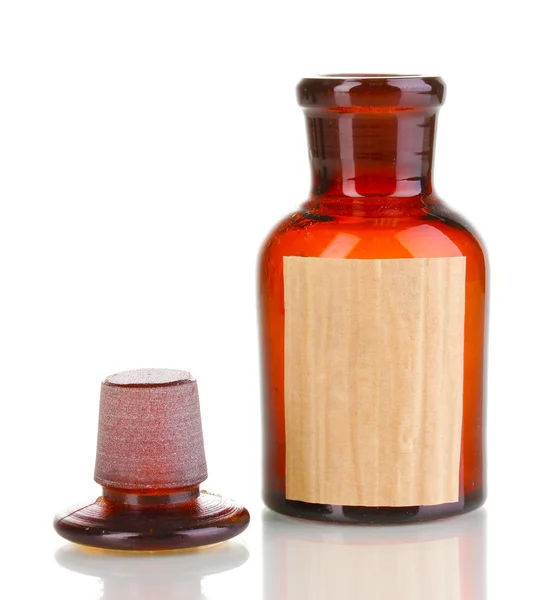 Frasco de medicamento con etiqueta en blanco aislado en blanco — Foto de Stock