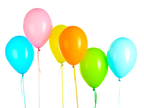 Balões coloridos no fundo branco close-up — Fotografia de Stock