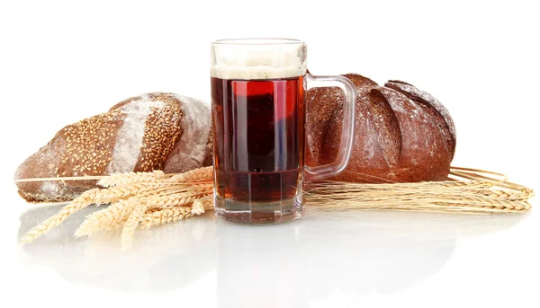 Glass of kvass with bread isolated on white background — Stock Photo, Image