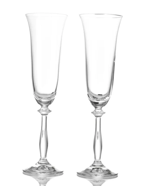 Vasos vacíos para champán aislado en blanco — Foto de Stock