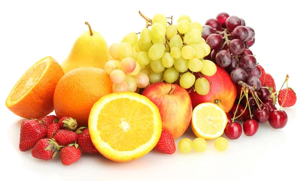 Екзотичні фрукти та ягоди ізольовані на білому — стокове фото