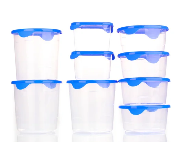 Пластиковые контейнеры для пищевых продуктов изолированы на белом — стоковое фото
