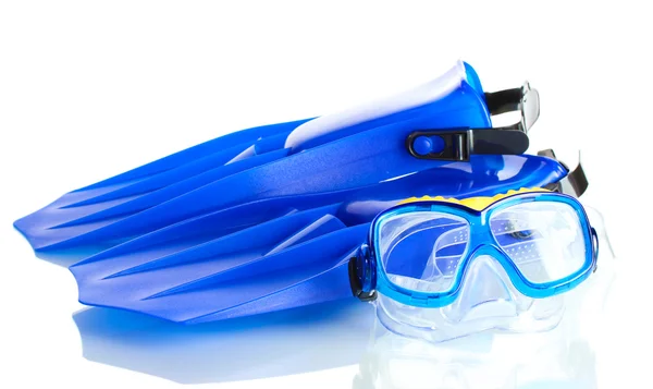 Nadadeiras azuis e máscara isolada em branco — Fotografia de Stock