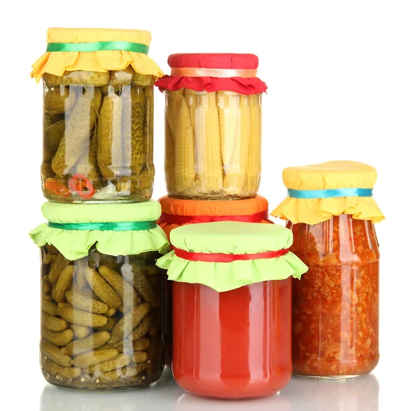 缶詰の野菜を白で隔離される jar ファイル — ストック写真