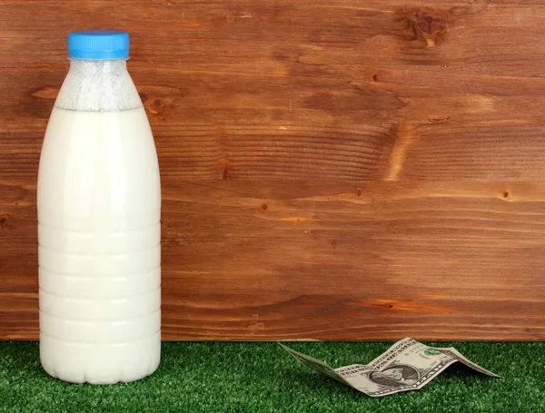 Концепция доставки молока — стоковое фото