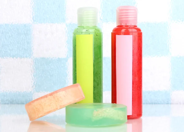 Křoviny a mýdla v koupelně — Stock fotografie