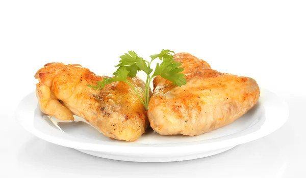 Ali di pollo arrosto con prezzemolo nel piatto isolato su bianco — Foto Stock