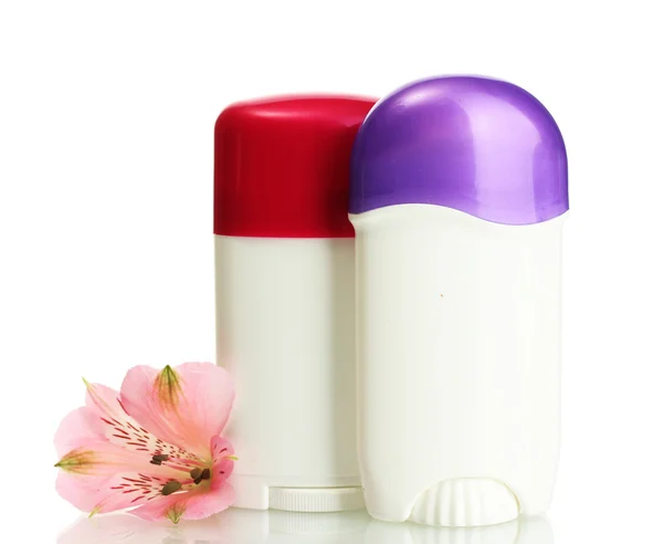 Дезодоранты с цветами изолированы на белом — стоковое фото