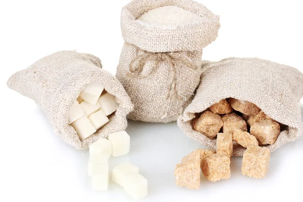 Ontslaan met verschillende types van suiker geïsoleerd op wit — Stockfoto