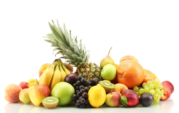 Sortiment an exotischen Früchten isoliert auf weiß — Stockfoto