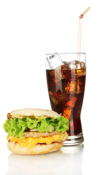 Lezzetli sandviç ve cam kola, üzerinde beyaz izole — Stok fotoğraf