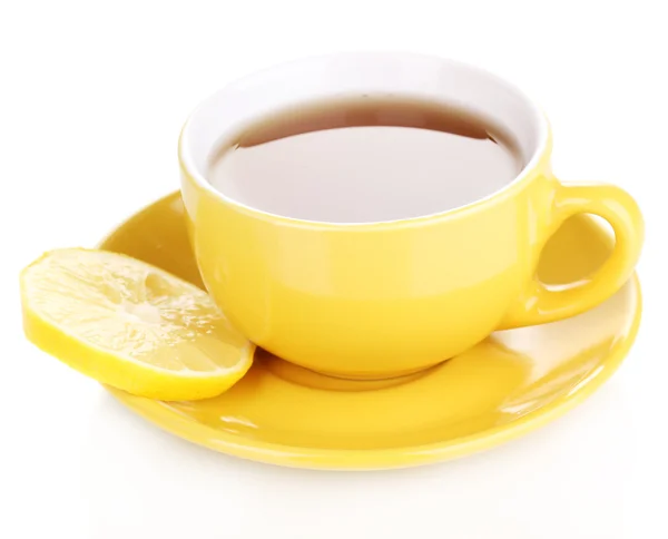 Sárga csésze és csészealj elszigetelt fehér — Stock Fotó