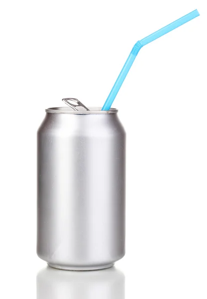 白で隔離される公開アルミ缶 — ストック写真