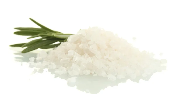 配上白色隔离的新鲜迷迭香盐 — 图库照片