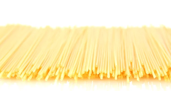Italiaanse spagetti geïsoleerd op wit — Stockfoto