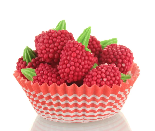 Framboesas doces vermelhas isoladas em branco — Fotografia de Stock