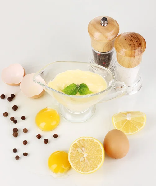 Maionese ingredientes isolados em branco — Fotografia de Stock