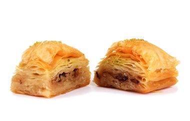 tatlı baklava üzerinde beyaz izole