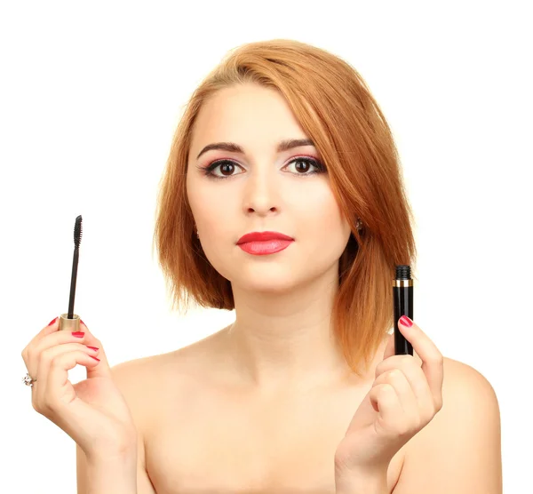 Mooie jonge vrouw met mascara — Stockfoto