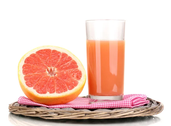 Грейпфрутовый сок и грейпфрутовый грейпфрут изолированы на белом — стоковое фото
