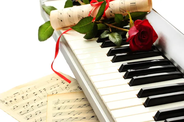 Arka planını synthesizer klavye ile çiçek — Stok fotoğraf