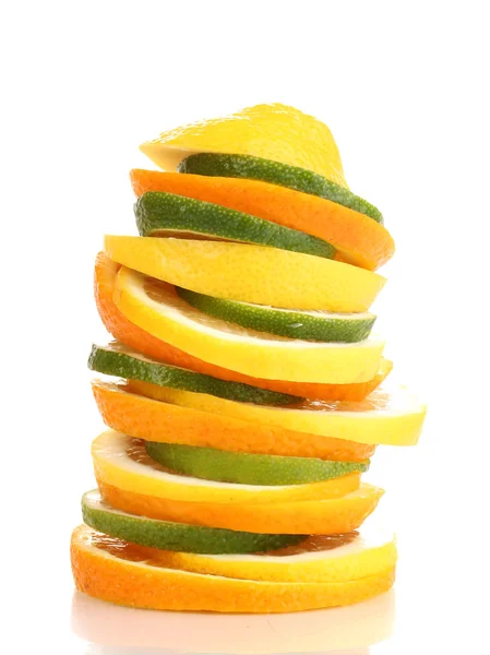 Lima naranja y limón se cierran aislados en blanco — Foto de Stock