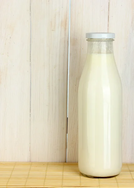 Begreppet leverans mjölk — Stockfoto