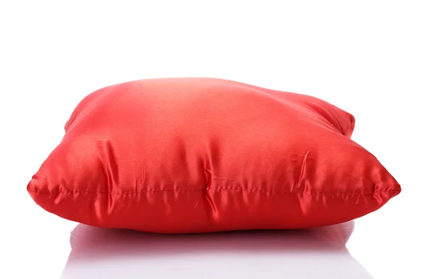 Червона яскрава подушка ізольована на білому — стокове фото