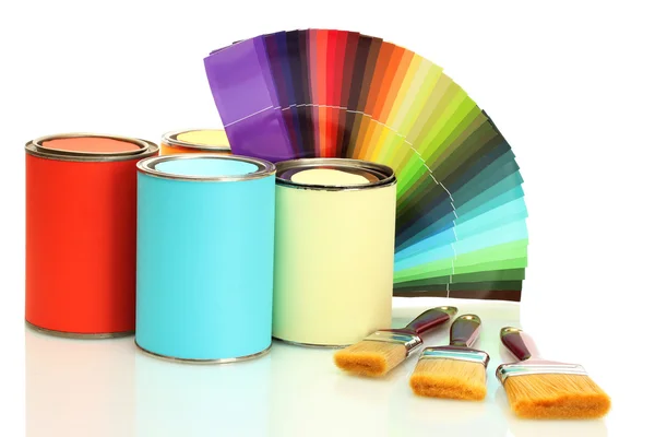 Tin cans with paint, brushes and bright palette of colors isolated on white — Stock Photo, Image