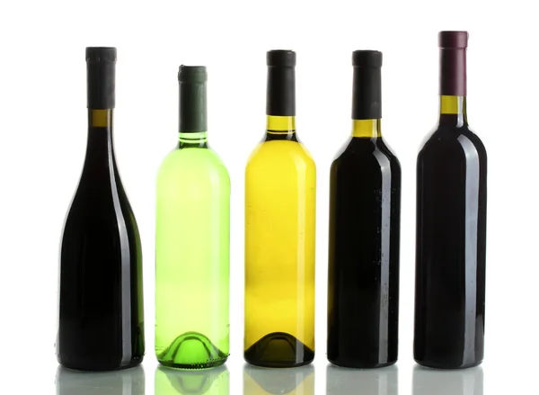 Flaschen Wein isoliert auf weiß — Stockfoto
