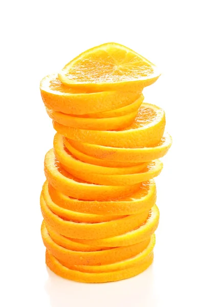 Appelsiner tett på, isolert på hvitt – stockfoto